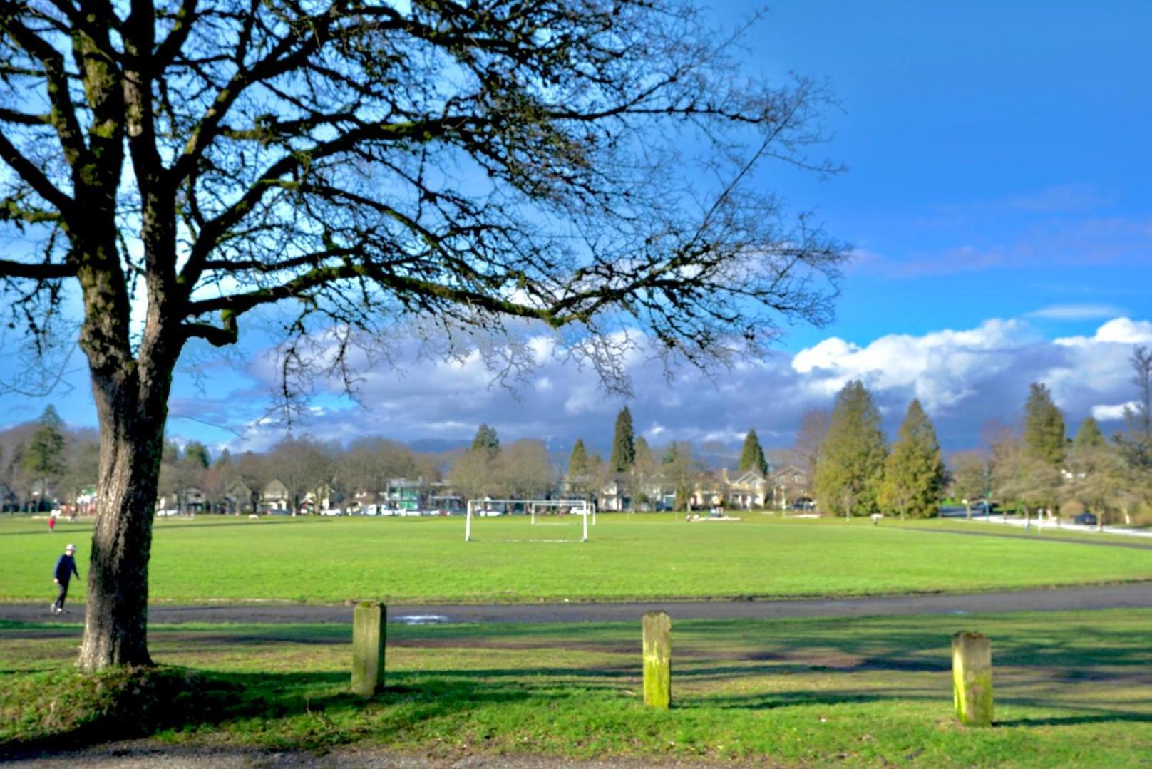 Balaclava Park House Close Ubc And Downtown Vancouver Exterior foto